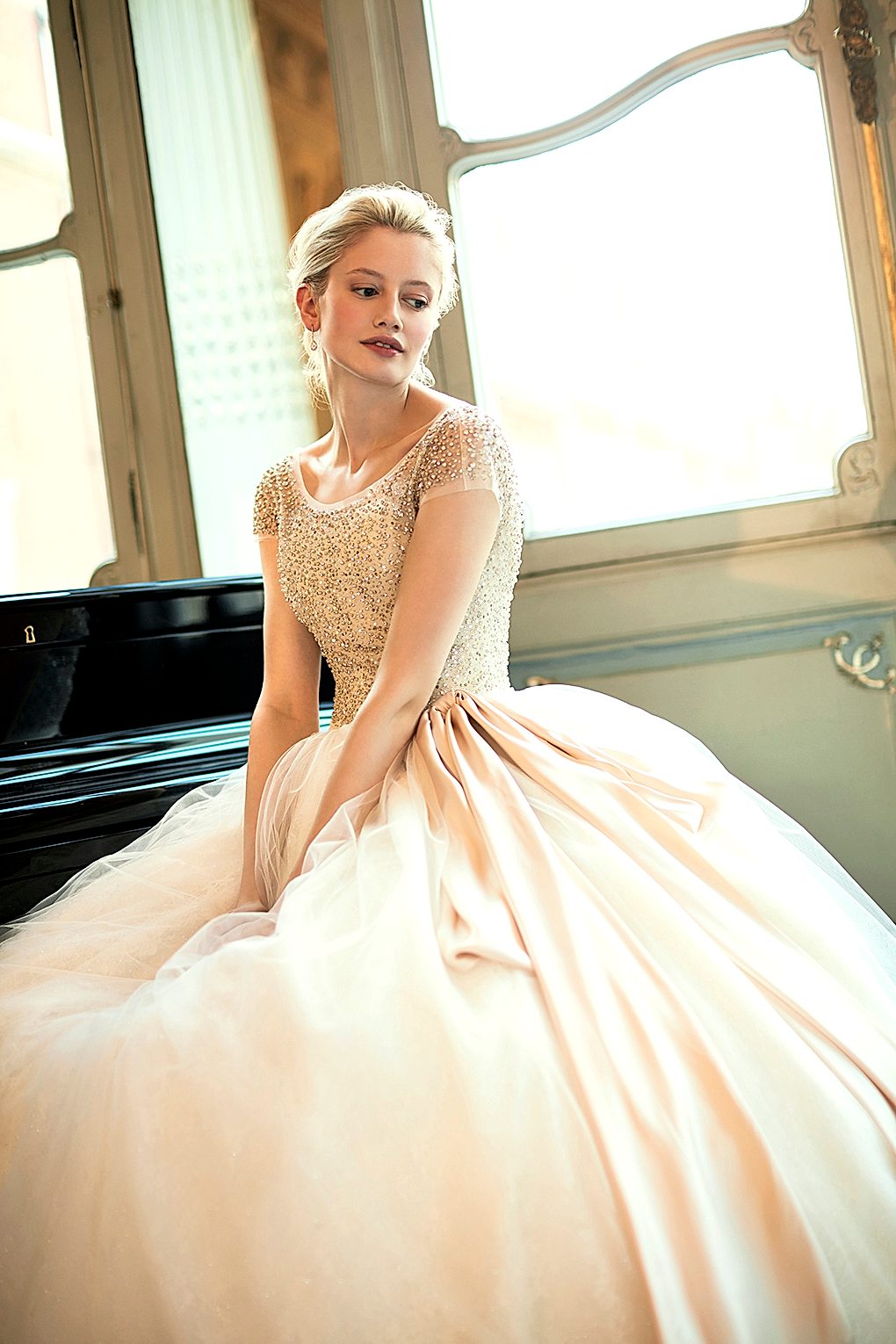 Phillipa Lepley Ballgown wedding dress with Sparkly top and pink bow