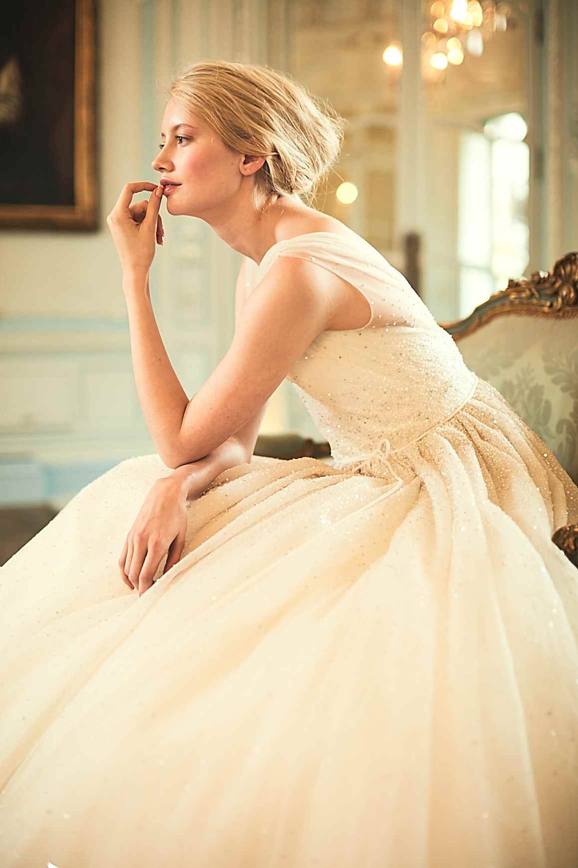 Phillipa Lepley Bespoke Weedding Dress - White_Cinderella_612