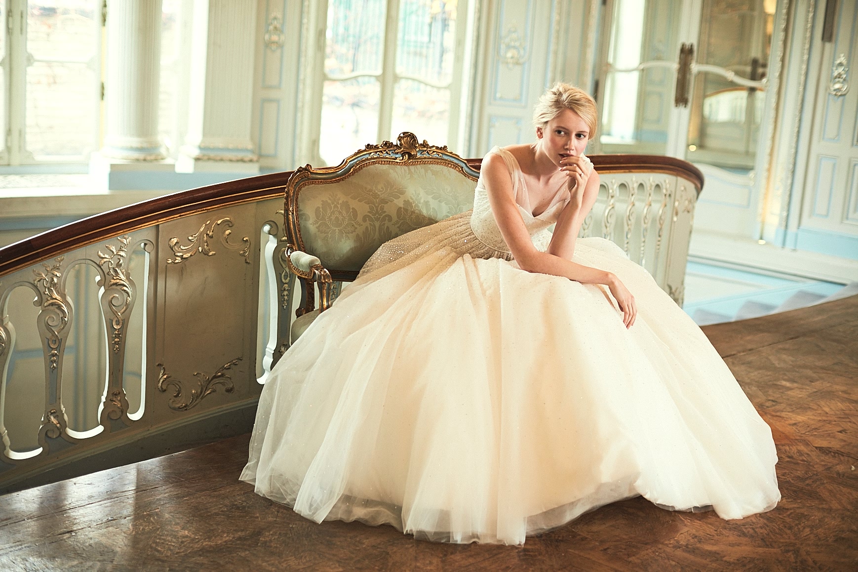 Phillipa Lepley Bespoke Weedding Dress - White_Cinderella_680