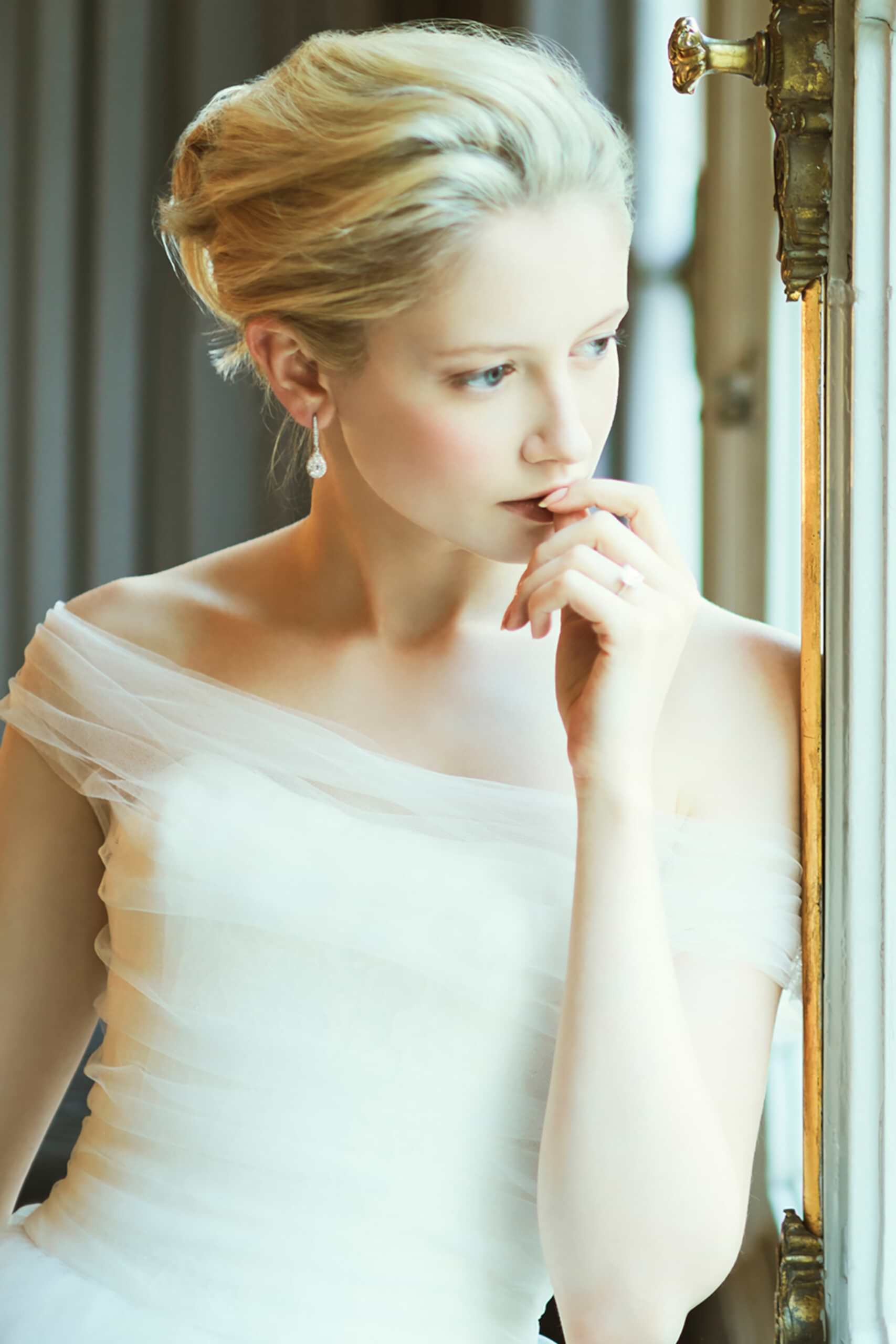 Phillipa-Lepley-Couture-Wedding-Dress-Tulle-Dress