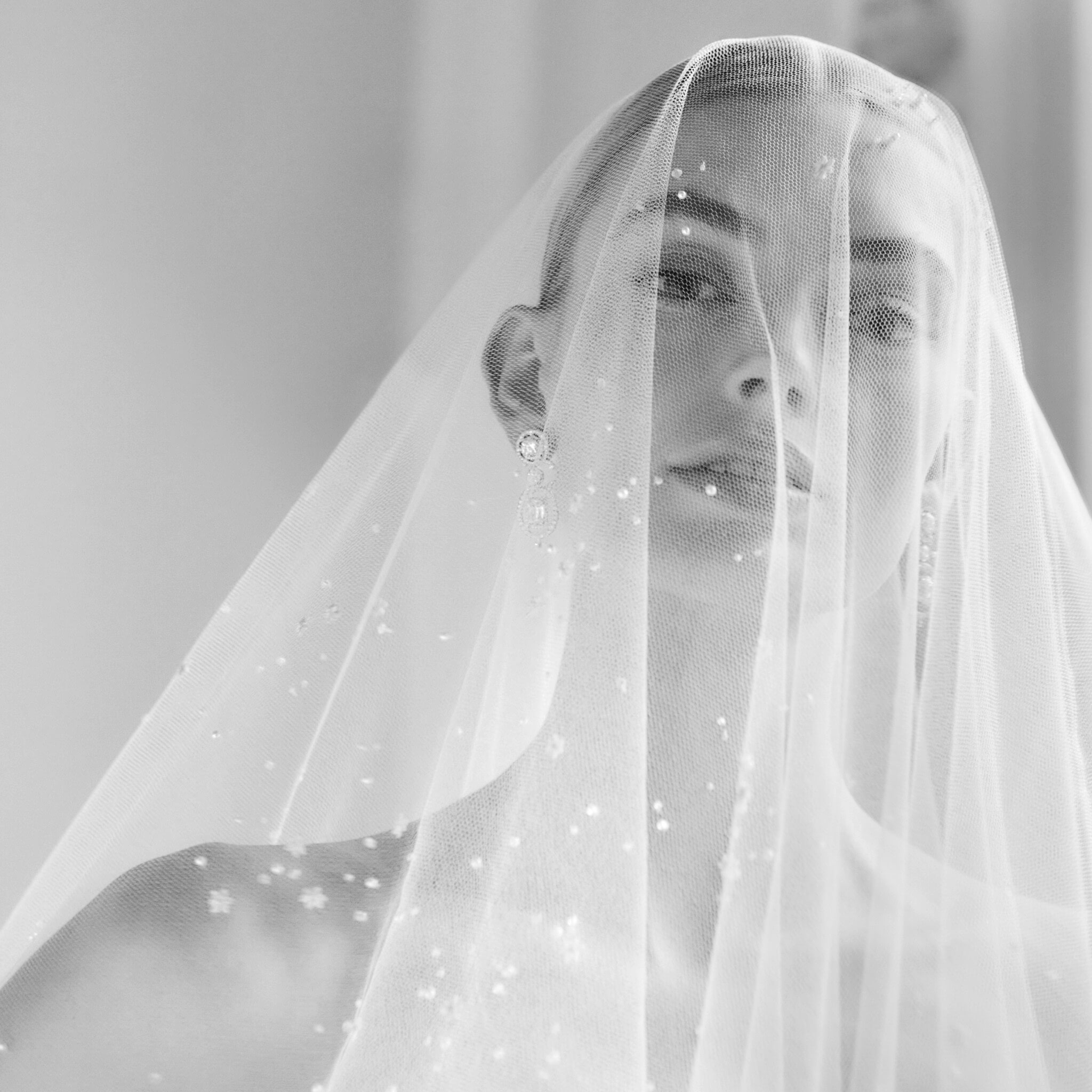Phillipa-Lepley-Couture-Wedding-Dress-Nude-Tallulah-Crepe-With-Pearl-Burst-Veil-2