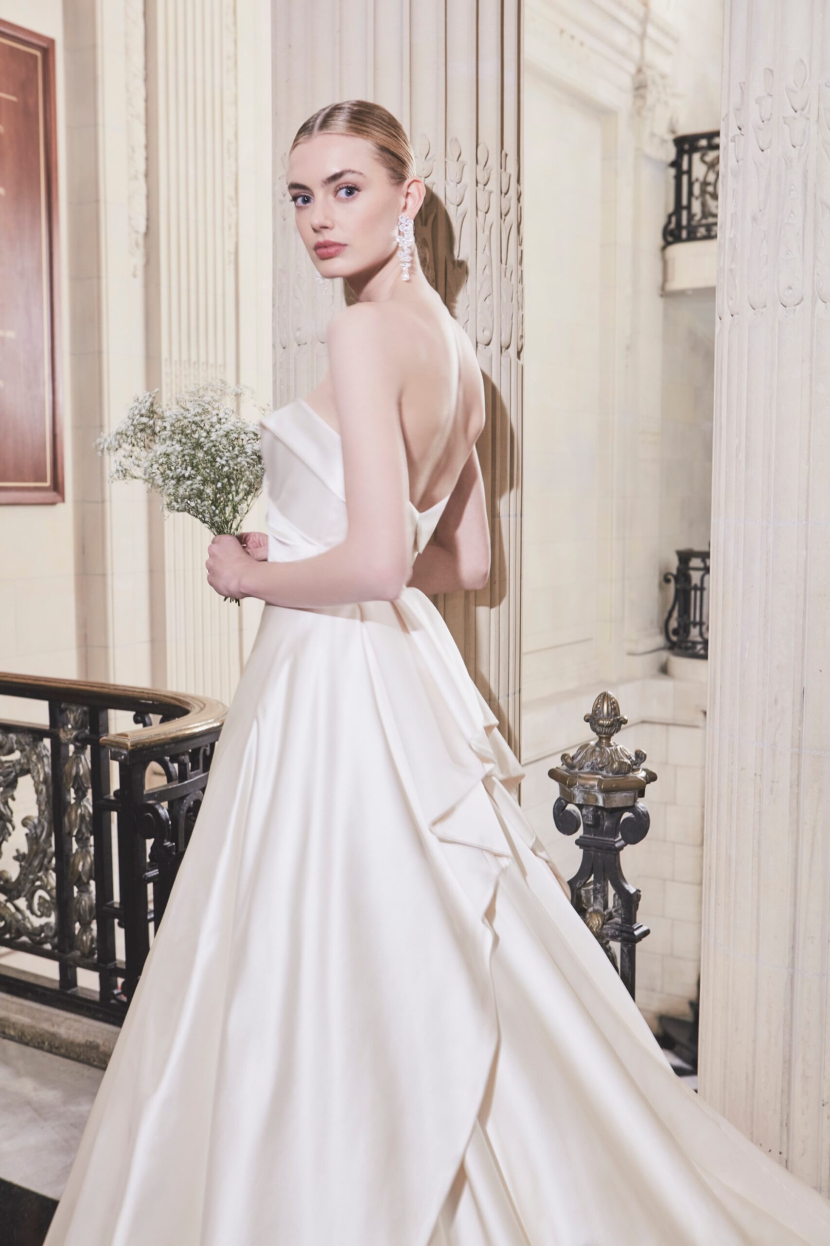 Phillipa-Lepley-Couture-Wedding-Dress-Nightingale-2