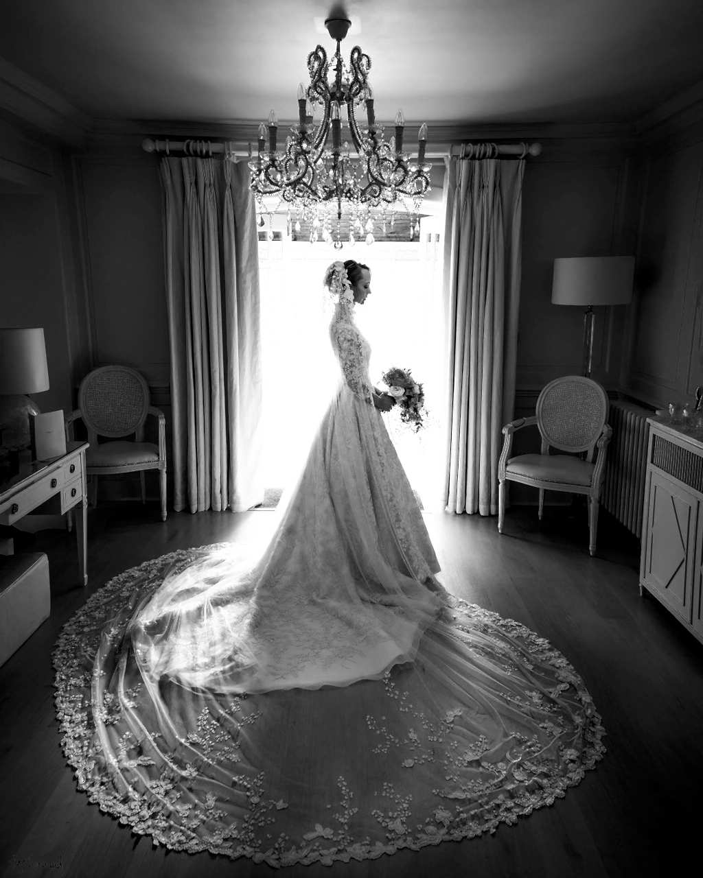Phillipa_Lepley_Bride_Emily_Marielle_Maiden’s_Fern_Bespoke_Hand_Embroidered_Veil