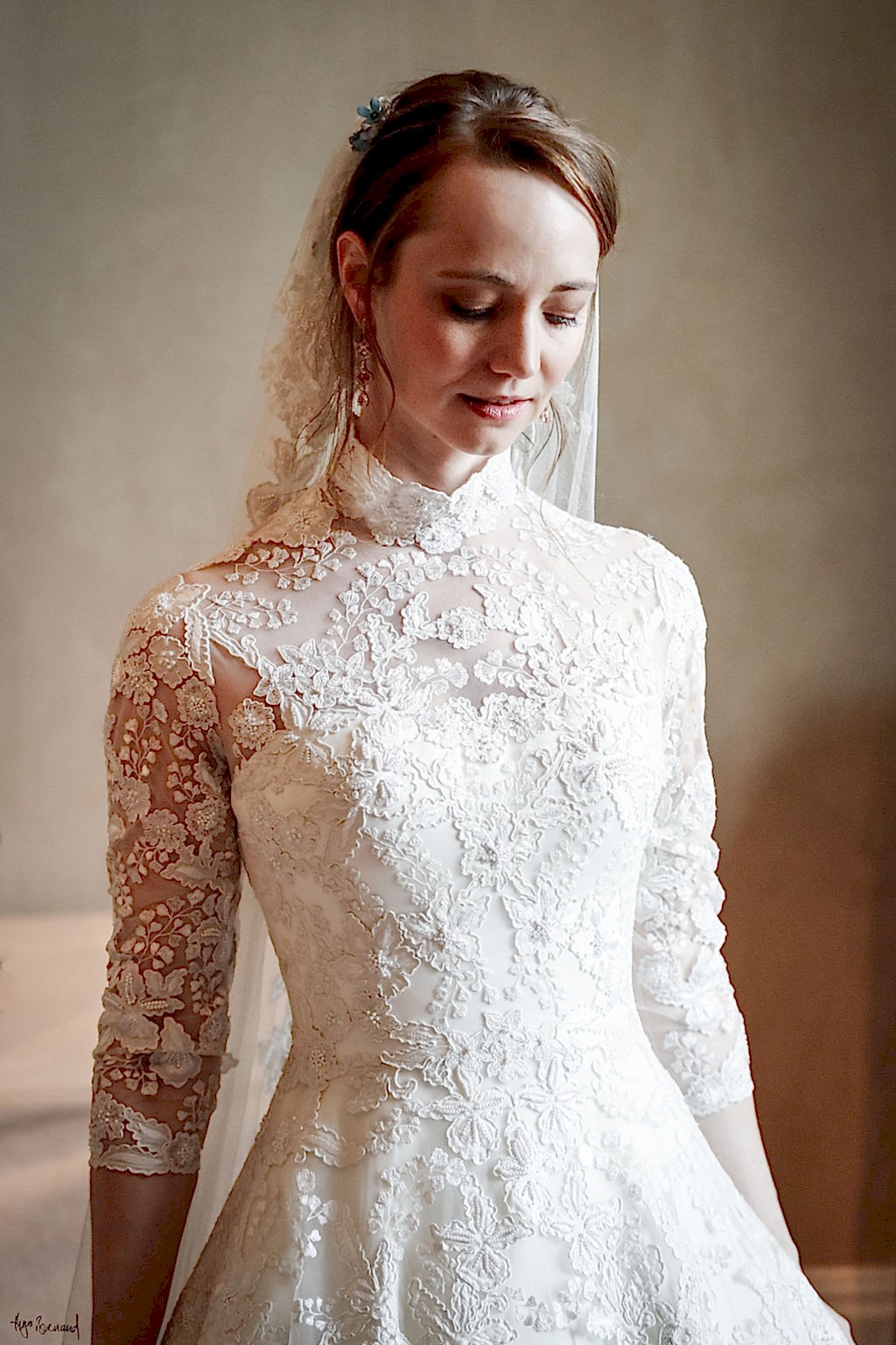Phillipa_Lepley_Bride_Emily_Marielle_Maiden’s_Fern_Bespoke_Hand_Embroidered_Veil