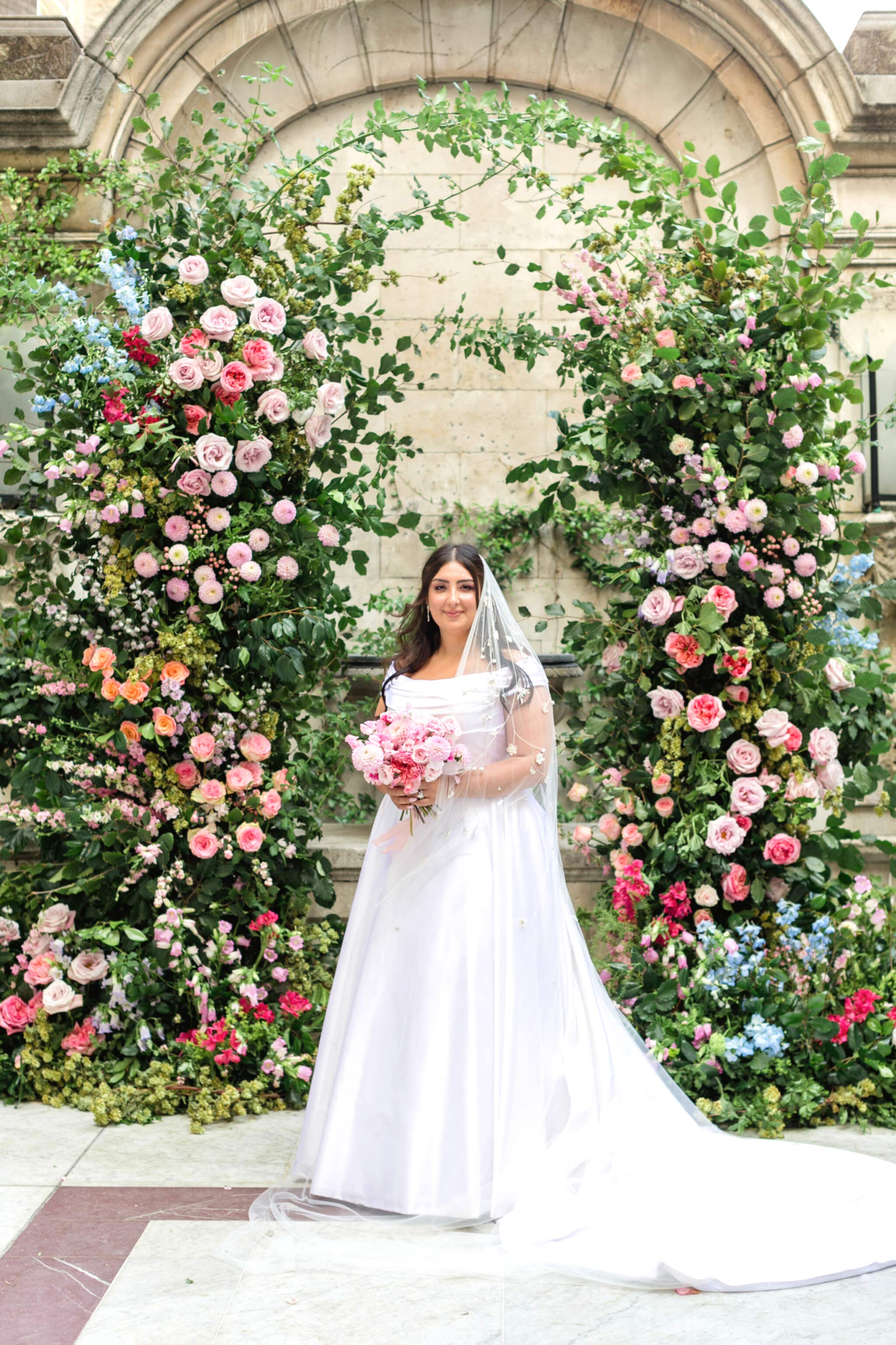Phillipa_Lepley_Bride_Arevik_White_Duchess_Satin_Dahlia_Garden_Veil