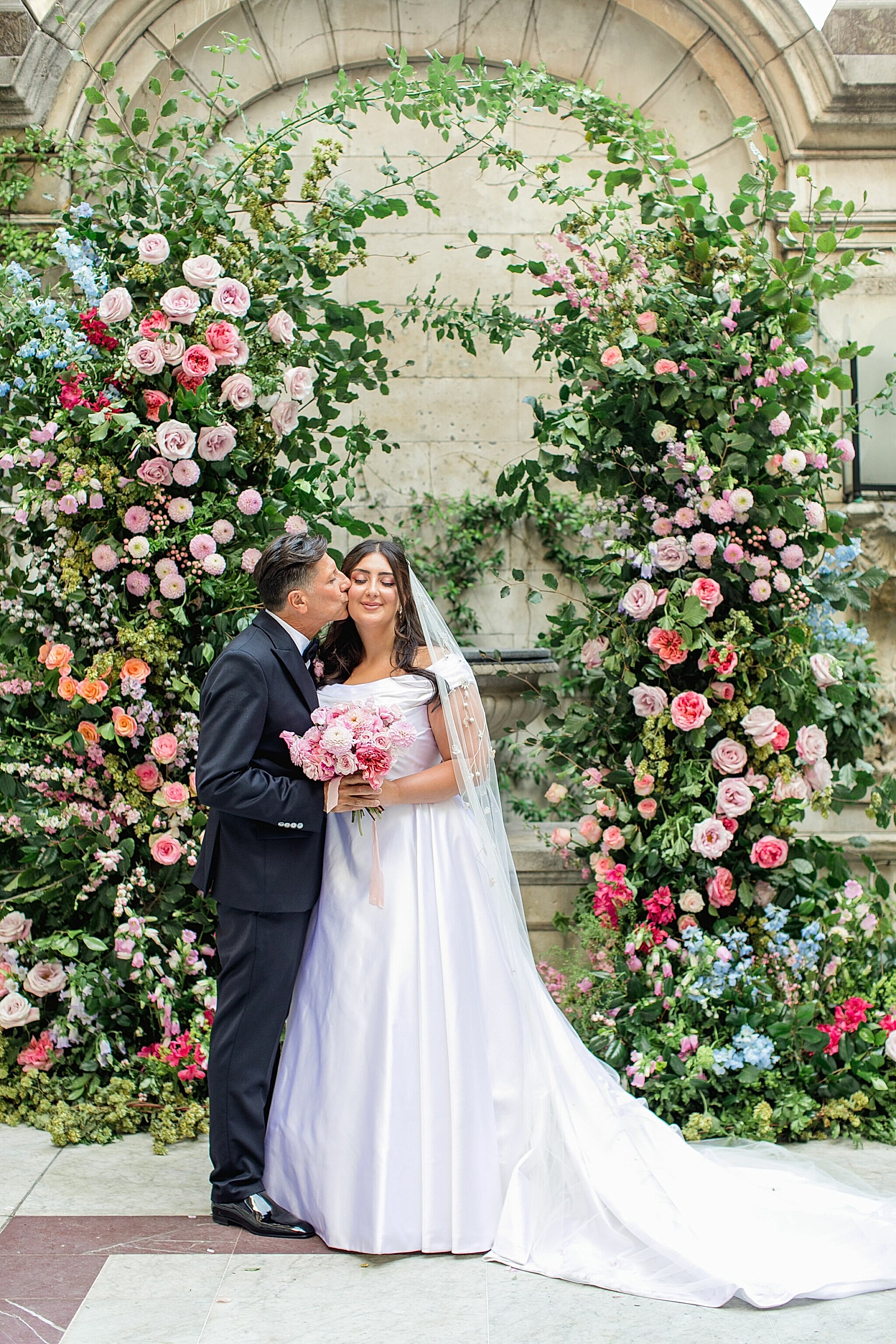 Phillipa_Lepley_Bride_Arevik_White_Duchess_Satin_Dahlia_Garden_Veil
