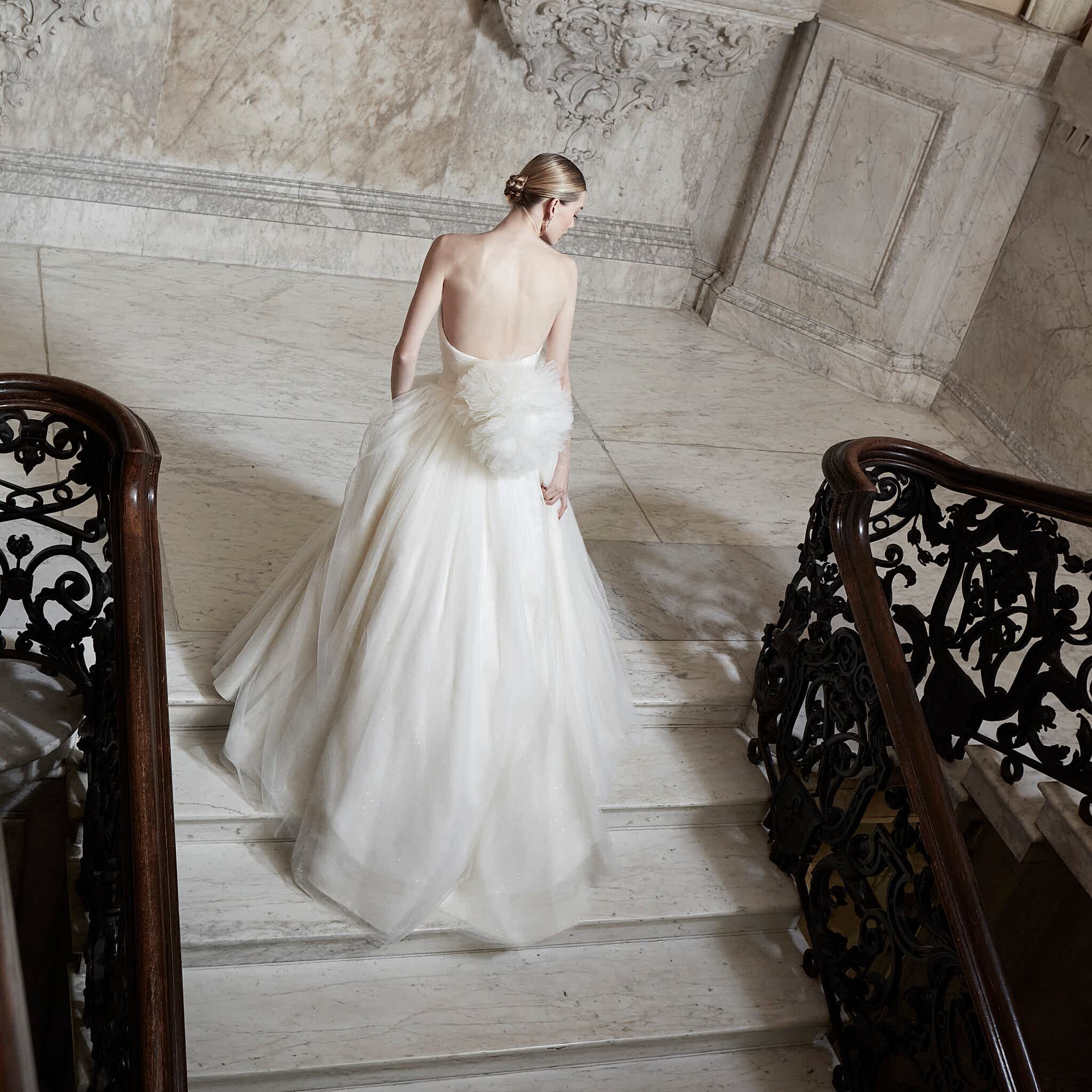 Phillipa-Lepley-Couture-Wedding-Dress-Toulouse-Twinkle-Tulle