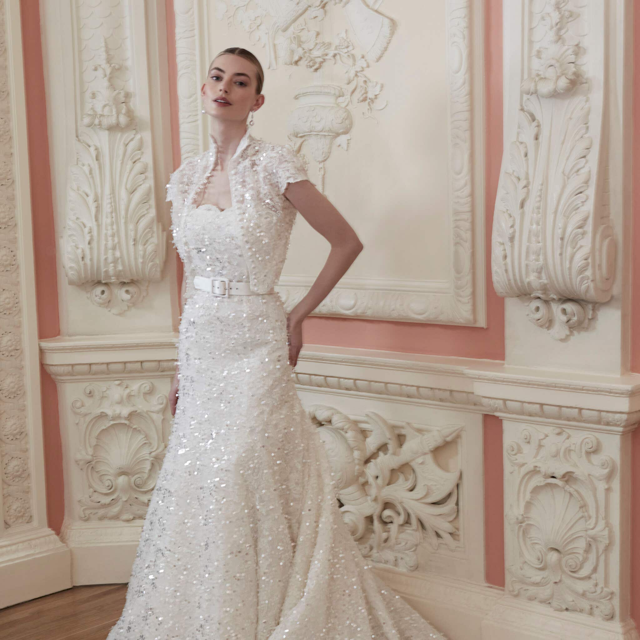 Phillipa-Lepley-Couture-Wedding-Dress-Pivoine-Lace-Muse