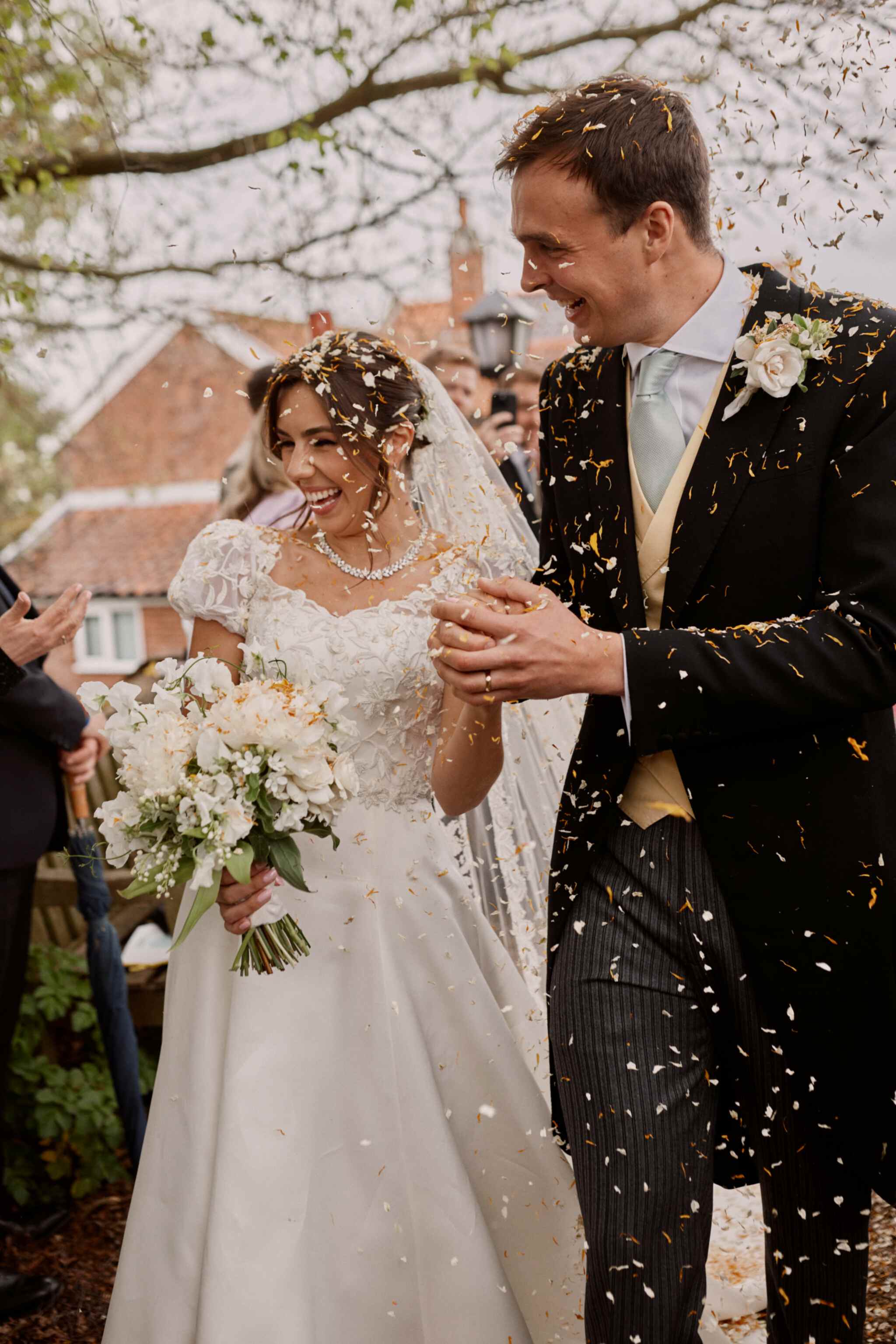 Phillipa_Lepley_Bride_Katya_Bespoke_Hand_Embroidered_Puff_Sleeve_V_Neck_Wedding_Dress