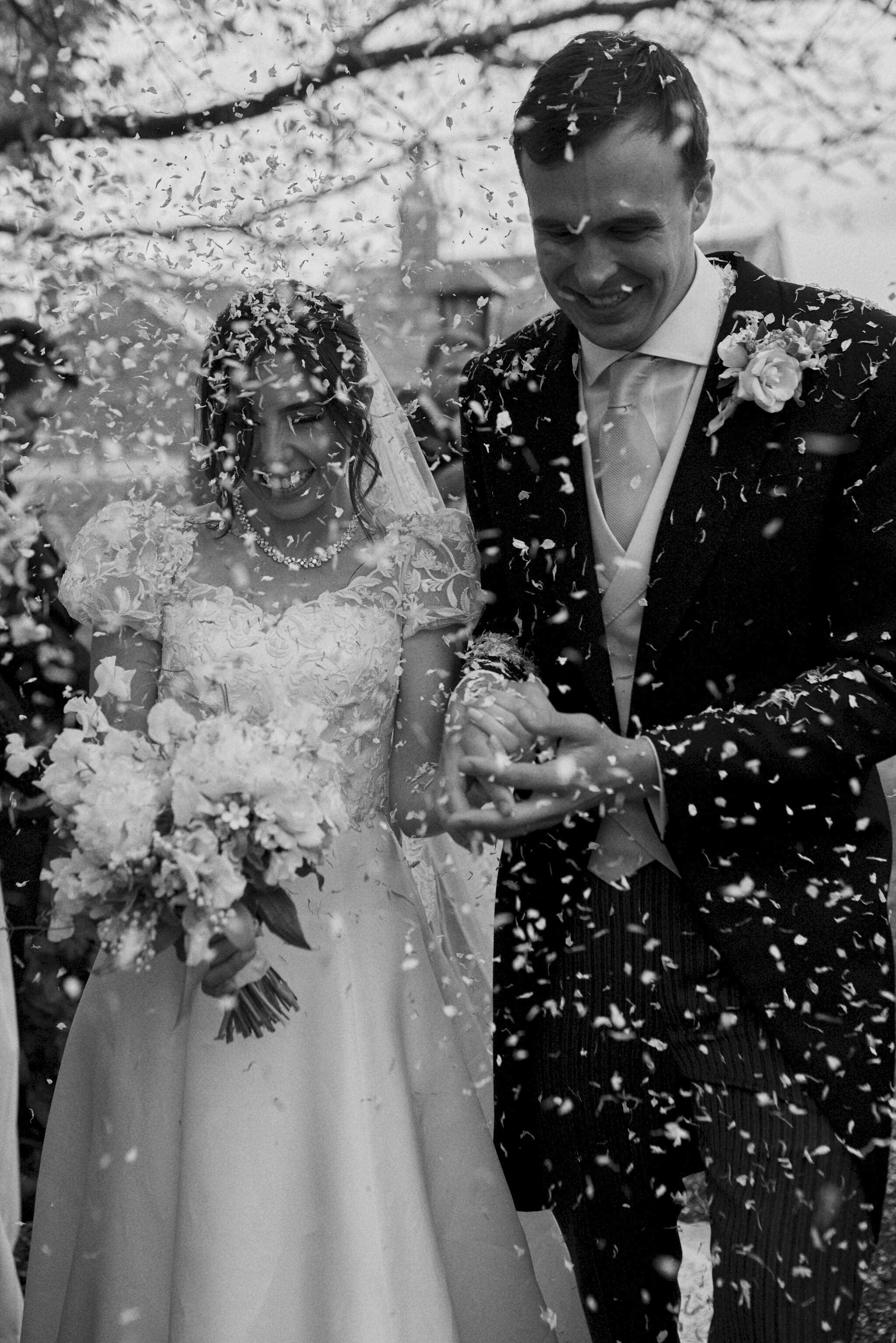 Phillipa_Lepley_Bride_Katya_Bespoke_Hand_Embroidered_Puff_Sleeve_V_Neck_Wedding_Dress