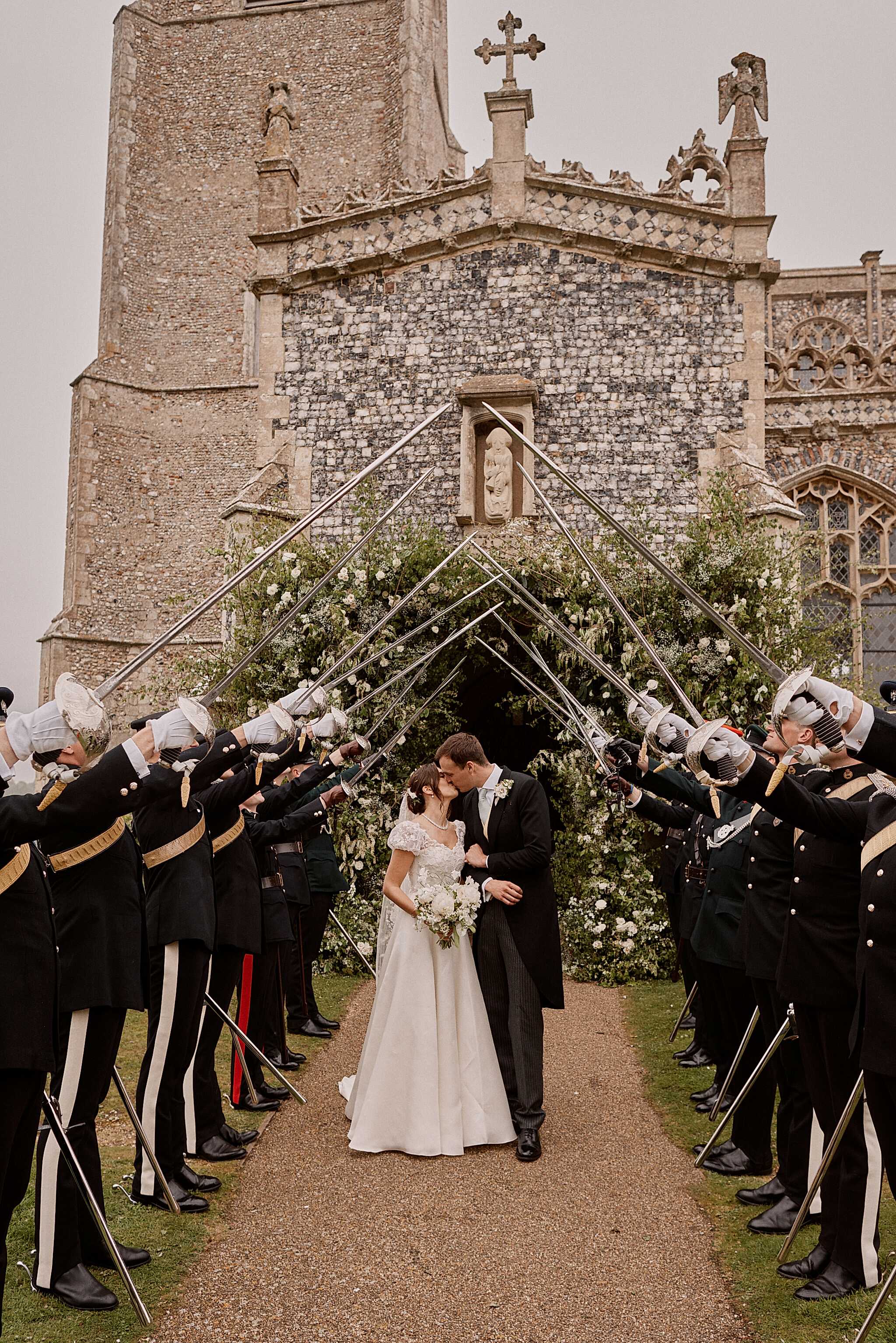 Phillipa_Lepley_Bride_Katya_Bespoke_Hand_Embroidered_Puff_Sleeve_V_Neck_Wedding_Dress