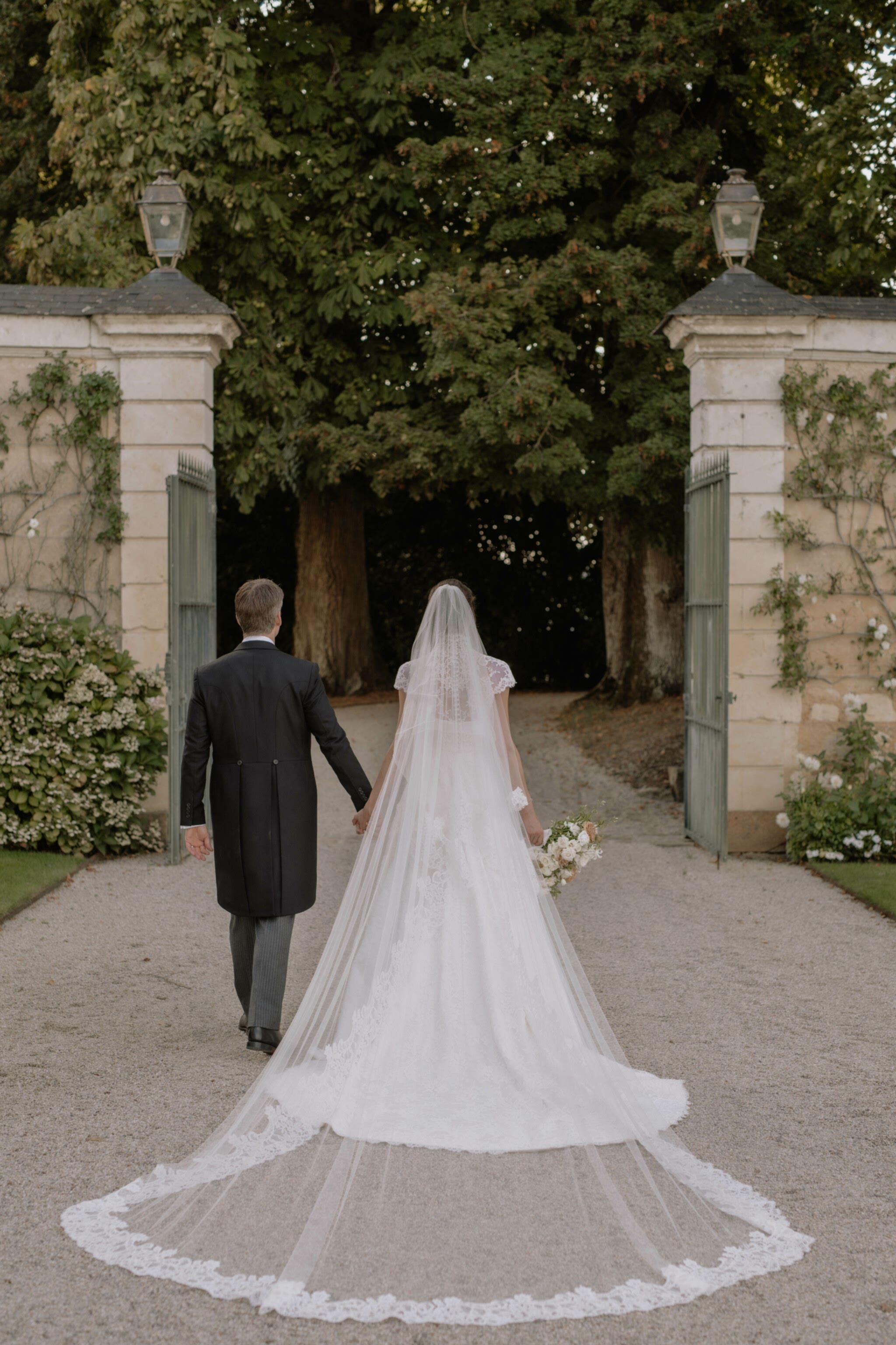 Chateau de Grand Luce Wedding