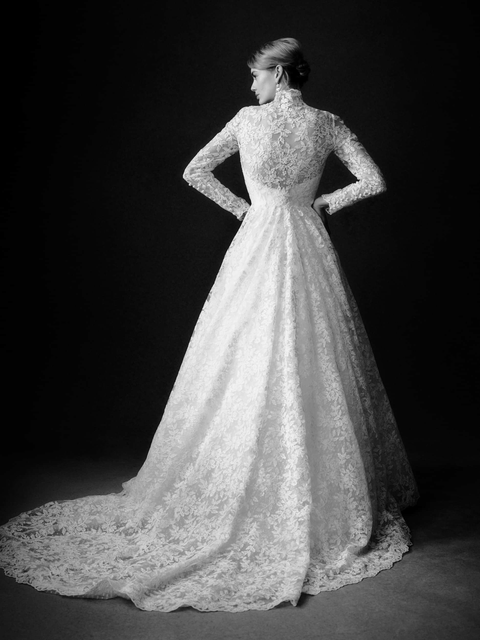 Phillipa_Lepley_Couture_Wedding_Dress_Radiance_Collection_Vienna_Apple_And_Oak_Coat