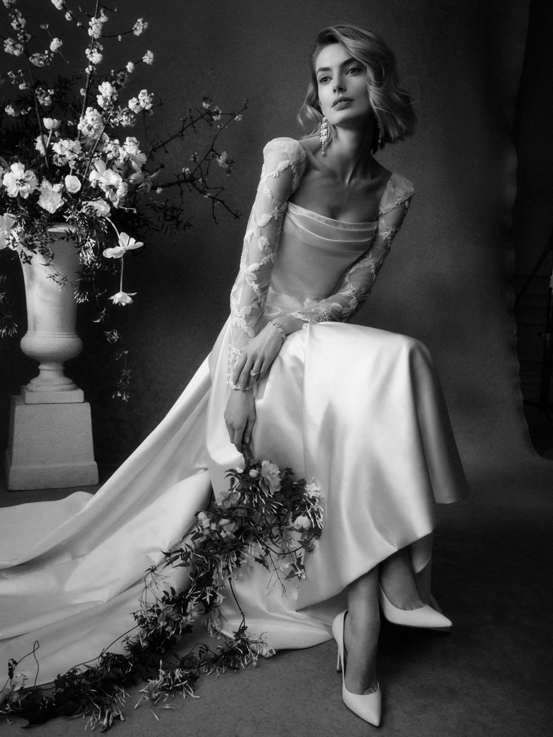Phillipa_Lepley_Couture_Wedding_Dress_Radiance_Collection_Christobal_Lattice