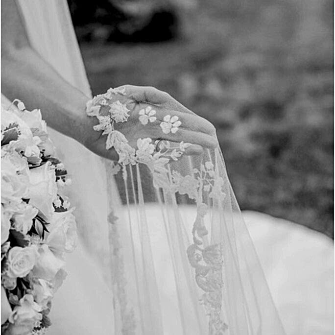 Phillipa_Lepley_Couture_Bespoke_Monogrammed_And_Personalised_Embroidered_Veil