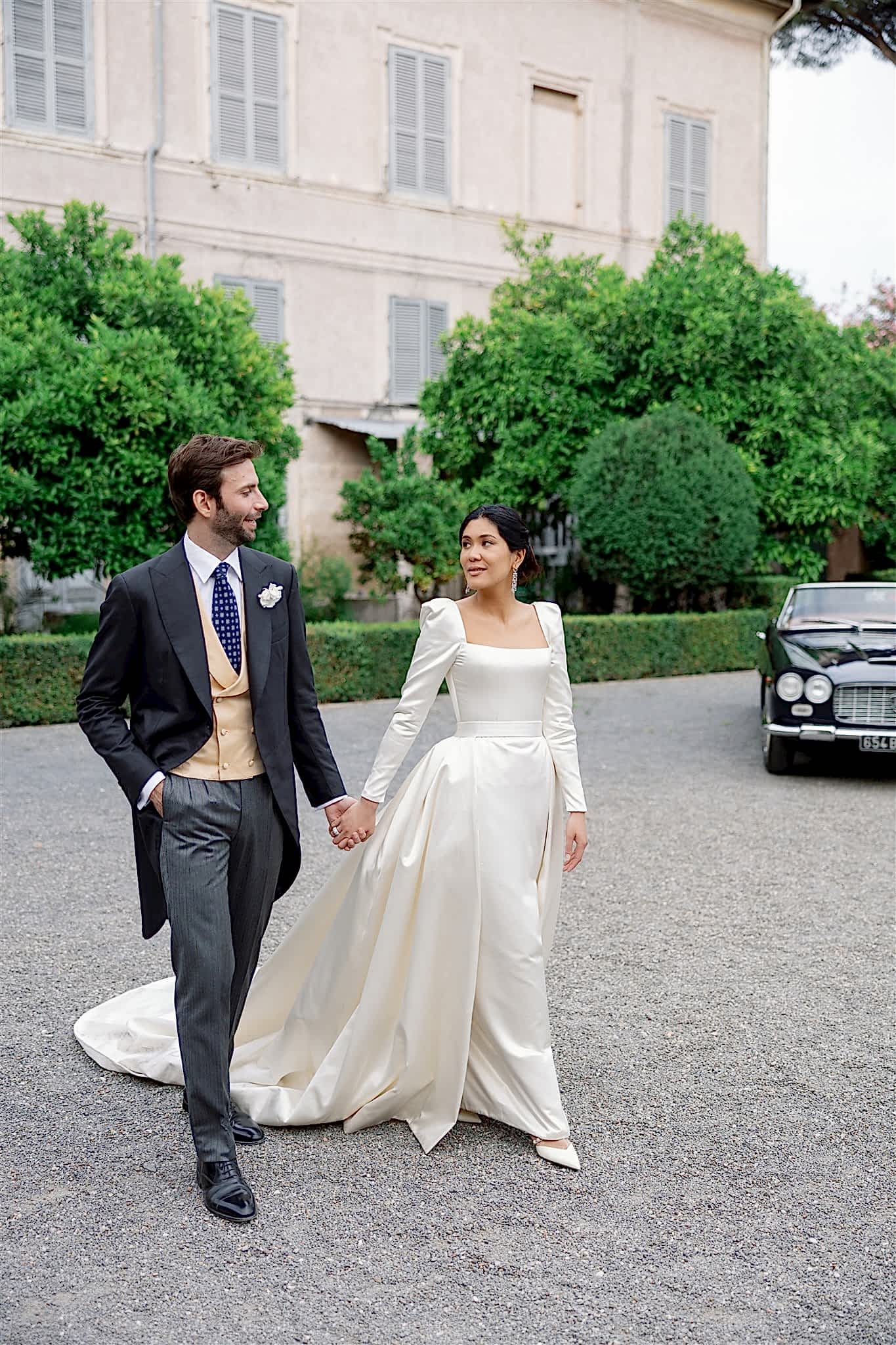 Phillipa_Lepley_Bride_Tosca_Bespoke_Duchess_Satin_Long_Sleeve_Wedding_Dress_with_Square_Neckline_and_Removable_Overskirt_Rome_Wedding