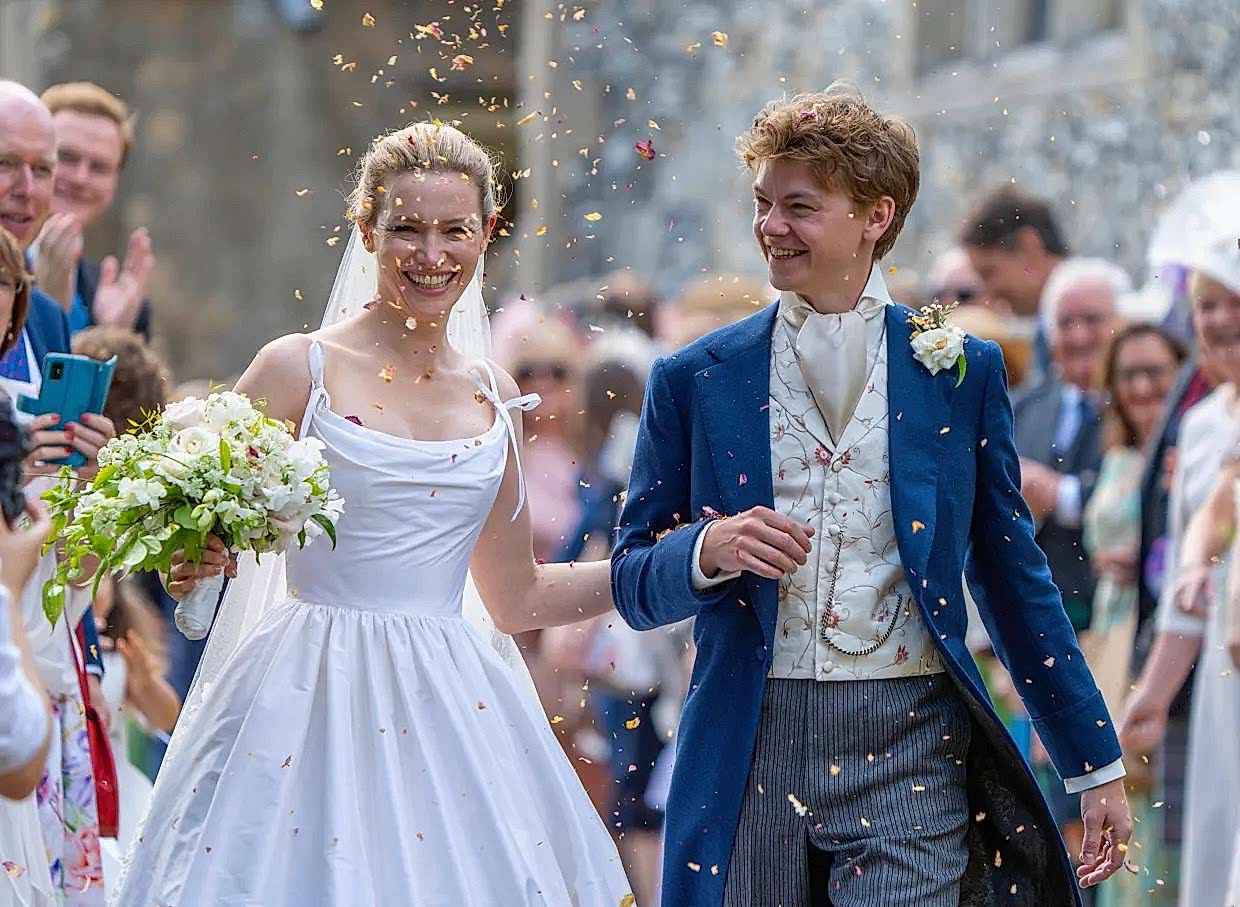 Talulah_Riley_married_Thomas_Brodie-Sangster_in_Hertfordshire_wedding_Phillipa_Lepley_Couture