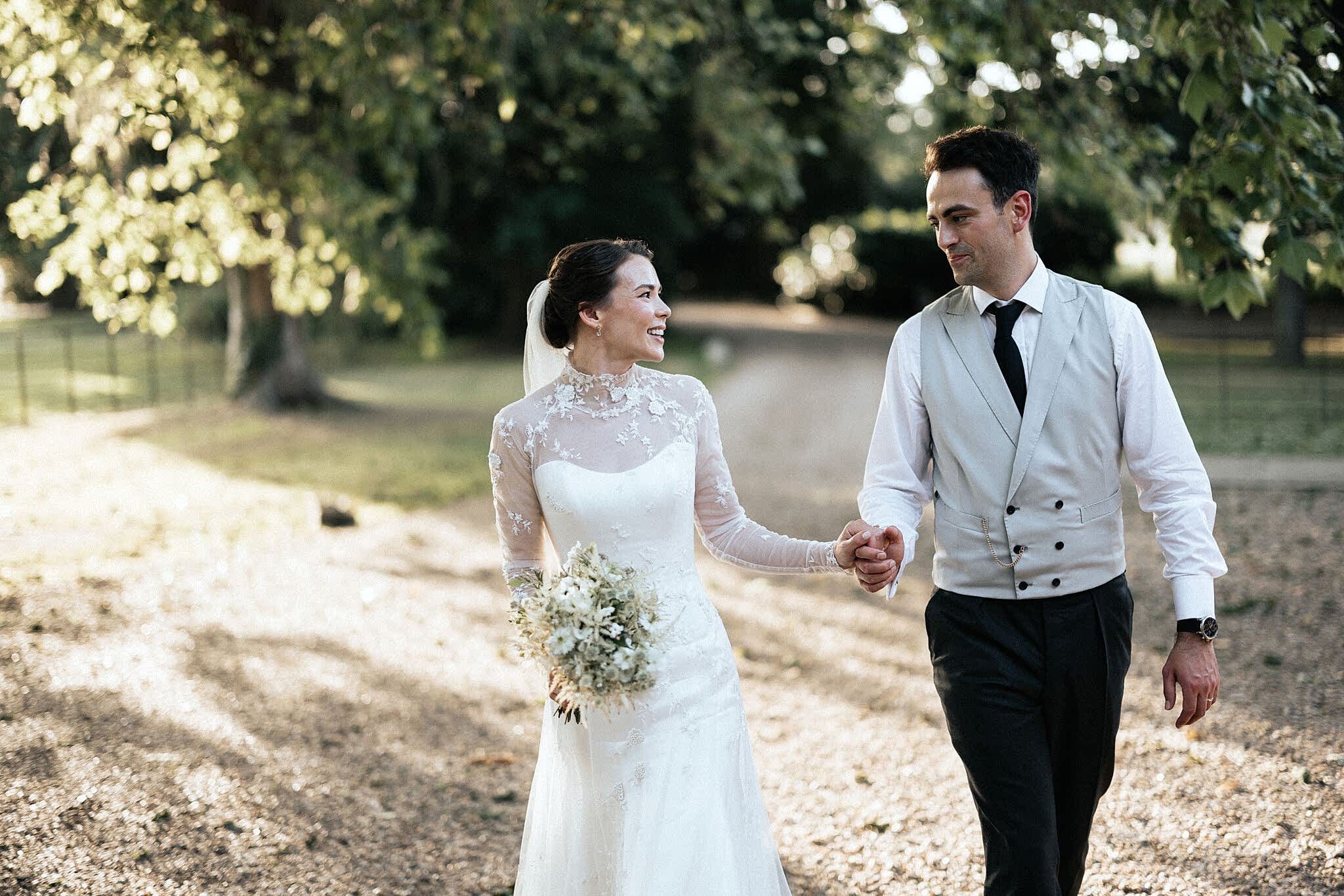 A_Quintessential_English_Country_Garden_Wedding_Phillipa_Lepley_Couture_Wedding_Dress