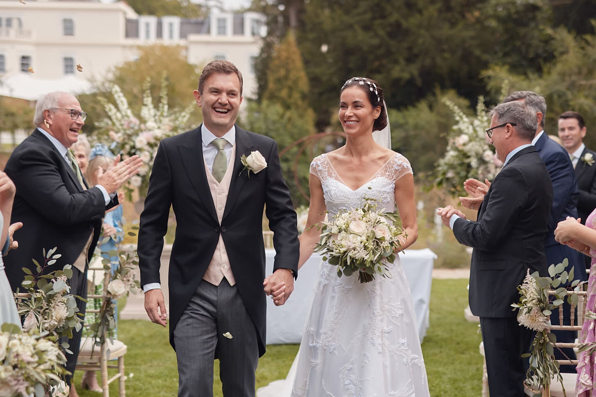 A_Quintessential_English_Country_Garden_Wedding_Phillipa_Lepley_Couture_Wedding_Dress