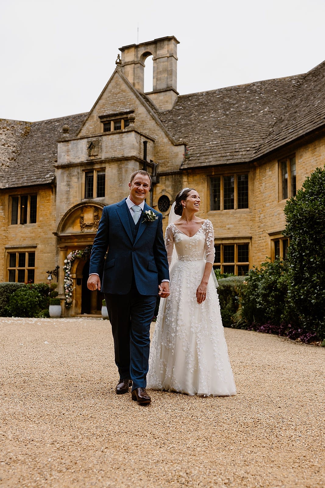 A_Quintessential_English_Country_Garden_Wedding_Phillipa_Lepley_Couture_Wedding_Dress