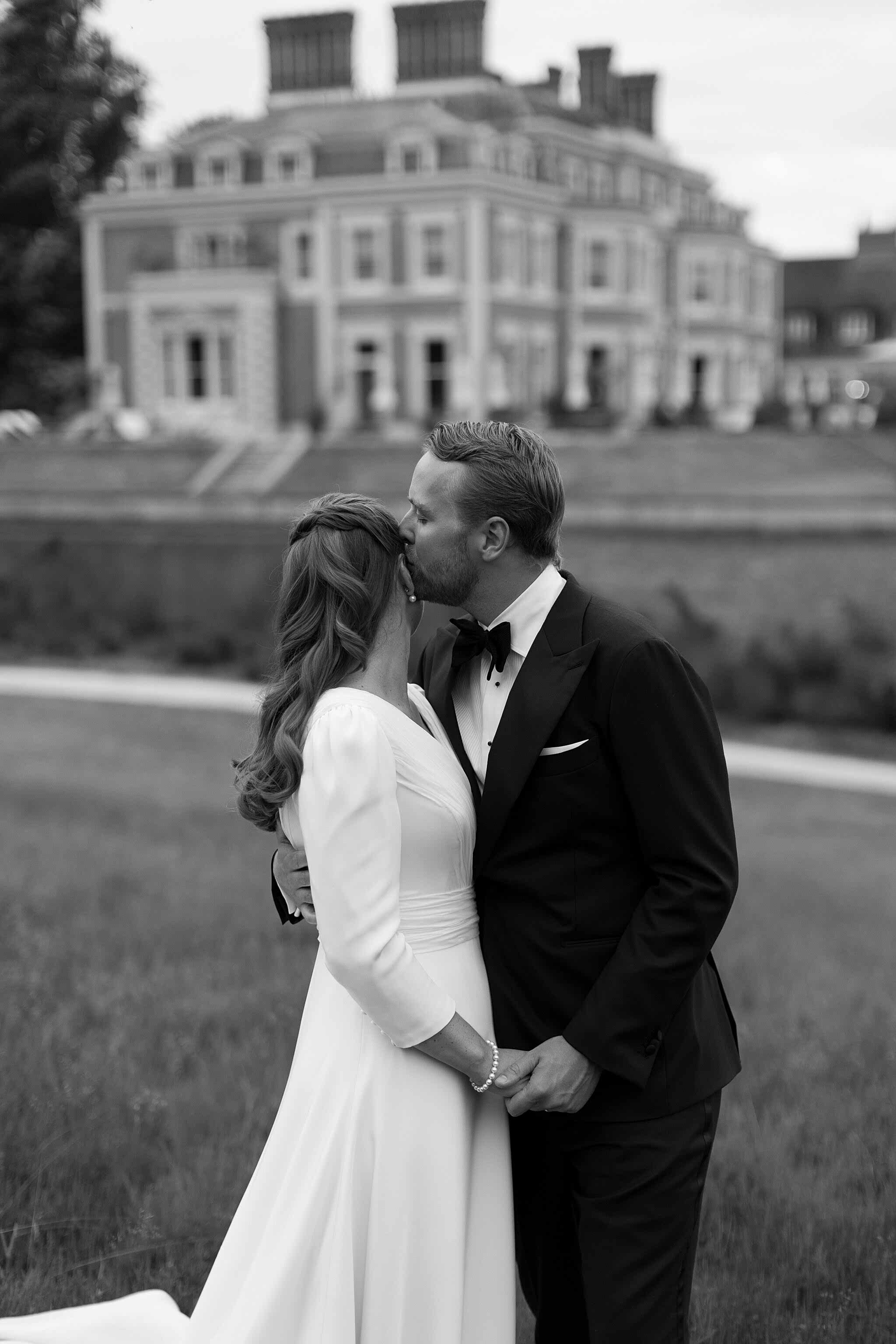 Phillipa_Lepley_Bride_Charlotte_Bespoke_Silk_Crepe_Wedding_Dress_V_Neckline_And_Sleeves_With_Detachable_Silk_Chiffon_Cape