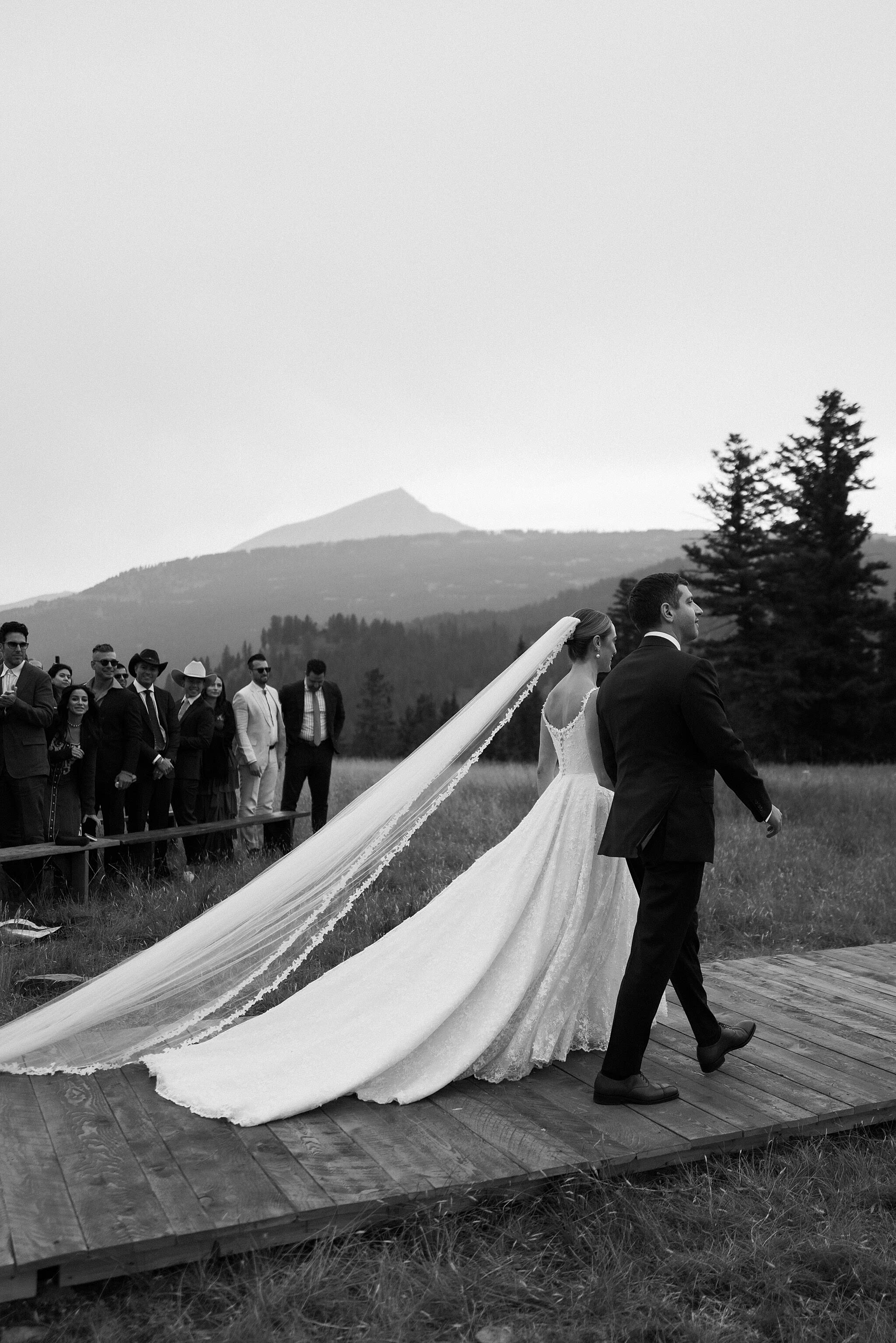 Phillipa_Lepley_Bride_Alex_Couture_Bespoke_Lace_Wedding_Dress_With_Straps_Lace_Wedding_Veil_Montana_Wedding