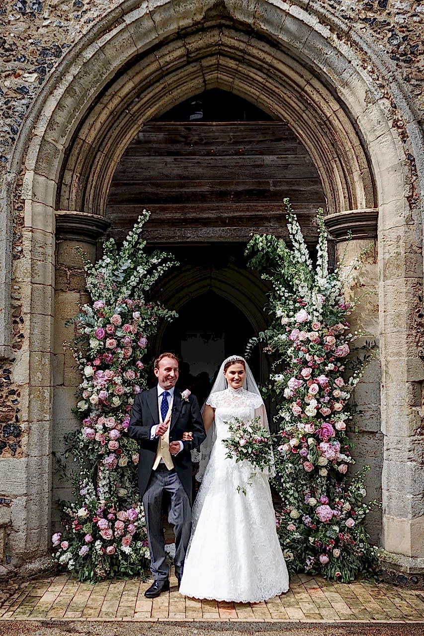 Phillipa_Lepley_bride_Amelia_Corseted_Couture_Scroll_Lace_Wedding_Dress_With_High_Neck_Lace_Border_Veil