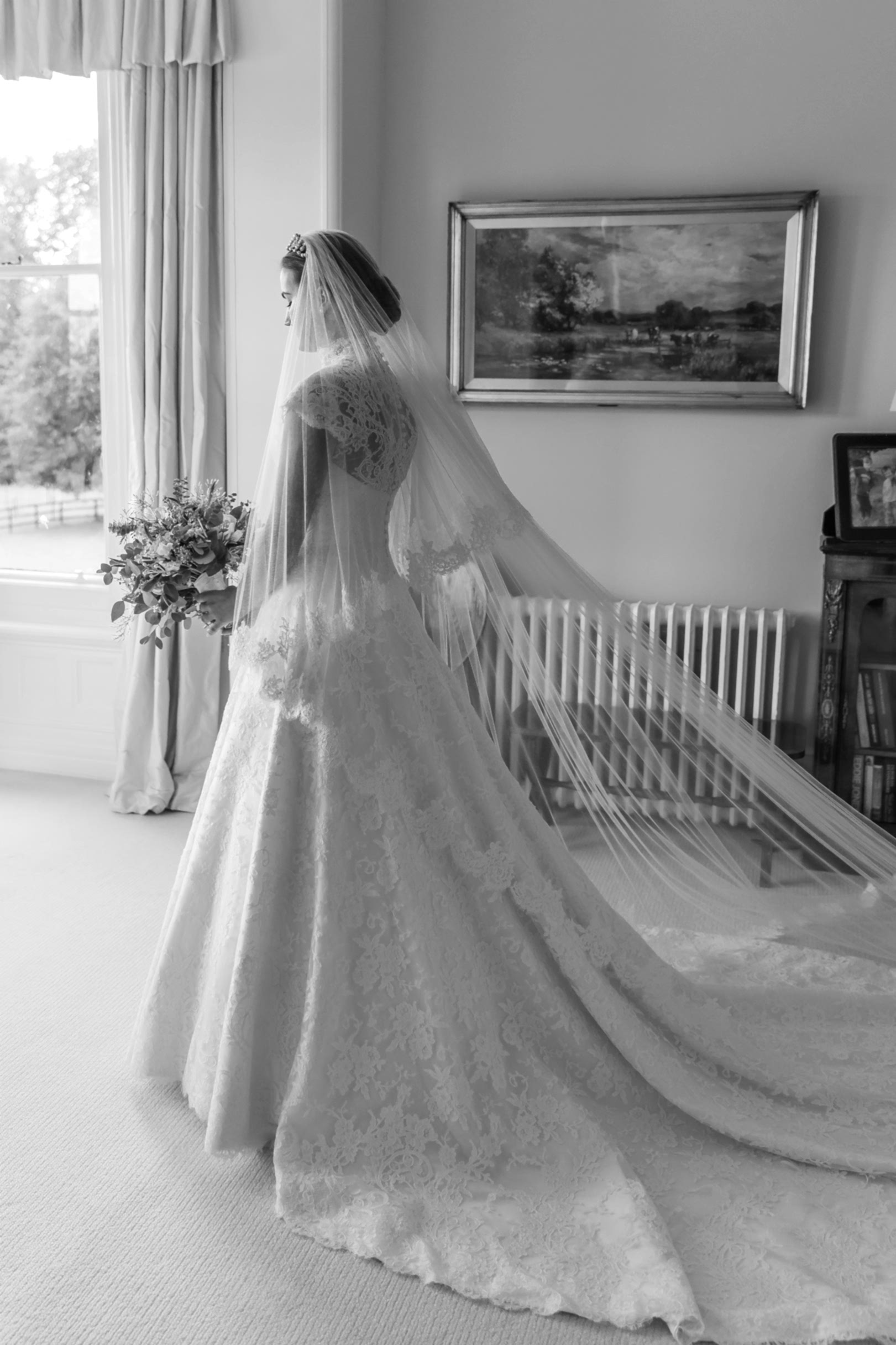 Phillipa_Lepley_bride_Amelia_Corseted_Couture_Scroll_Lace_Wedding_Dress_With_High_Neck_Lace_Border_Veil