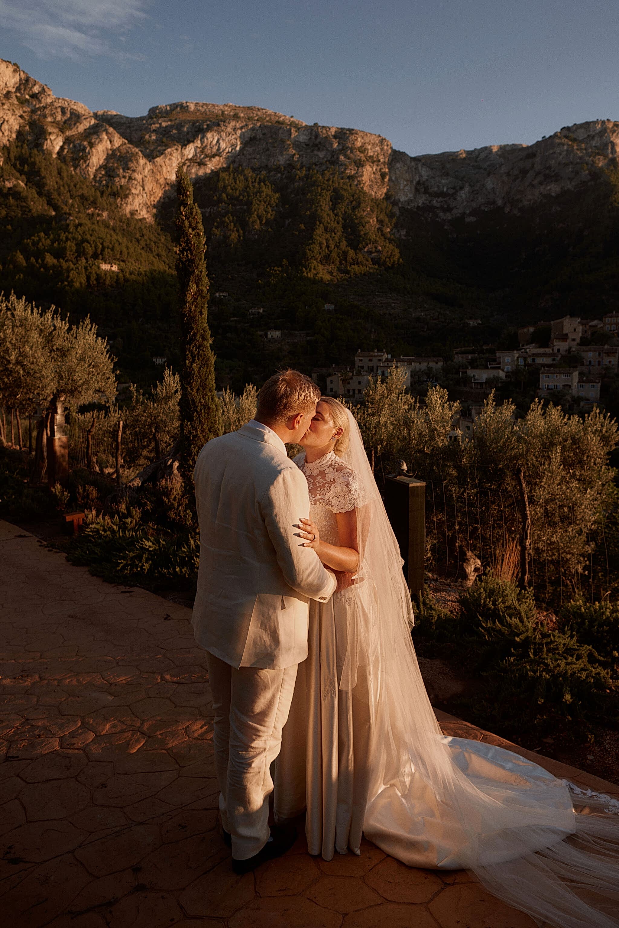 Phillipa_Lepley_Bride_Georgiana_Mallorca_Wedding_Bespoke_High_Neck_Duchess_Satin_Wedding_Dress_With_Floral_Hnd_Embroidery