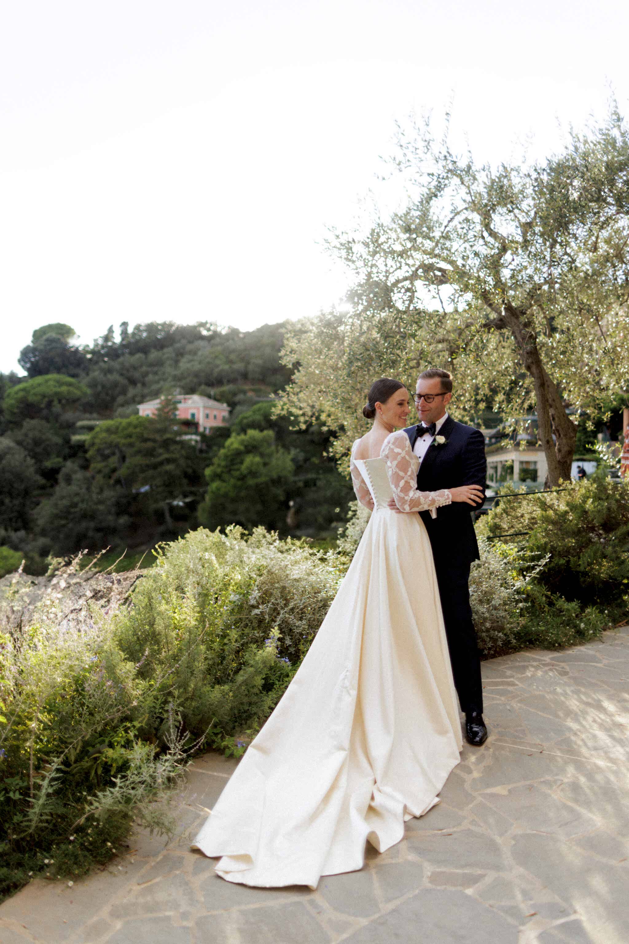 Phillipa_Lepley_Bride_Camille_Square_Neck_Couture_Modern_Wedding_Dress_Embroidered_Sleeves_Portofino_Wedding
