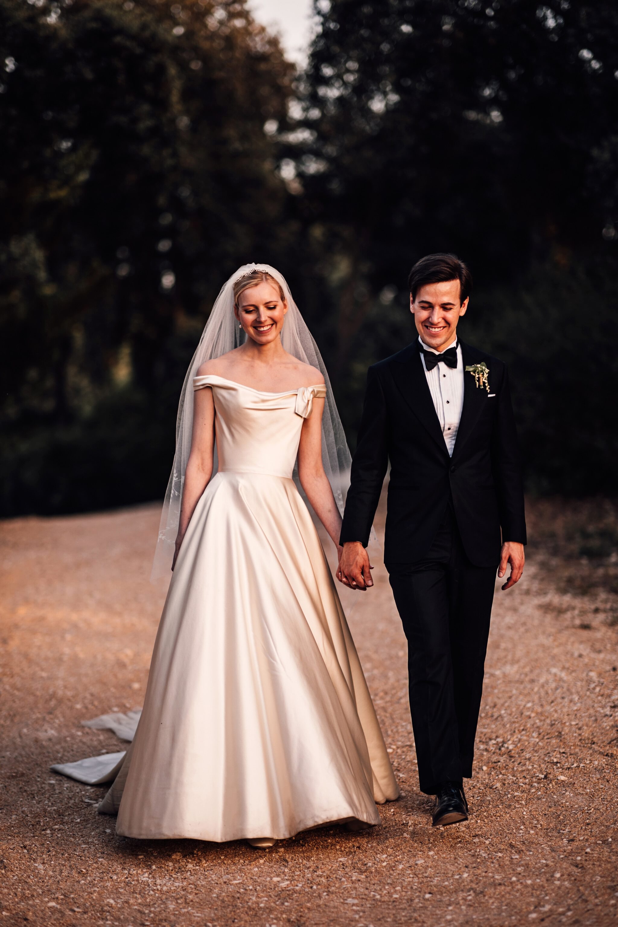 Phillipa_Lepley_bride_Alexandra_Timeless_Duchess_Satin_Couture_Wedding_Dress_with_Bow_and_Hand_Embroidered_Veil_Spanish_Wedding