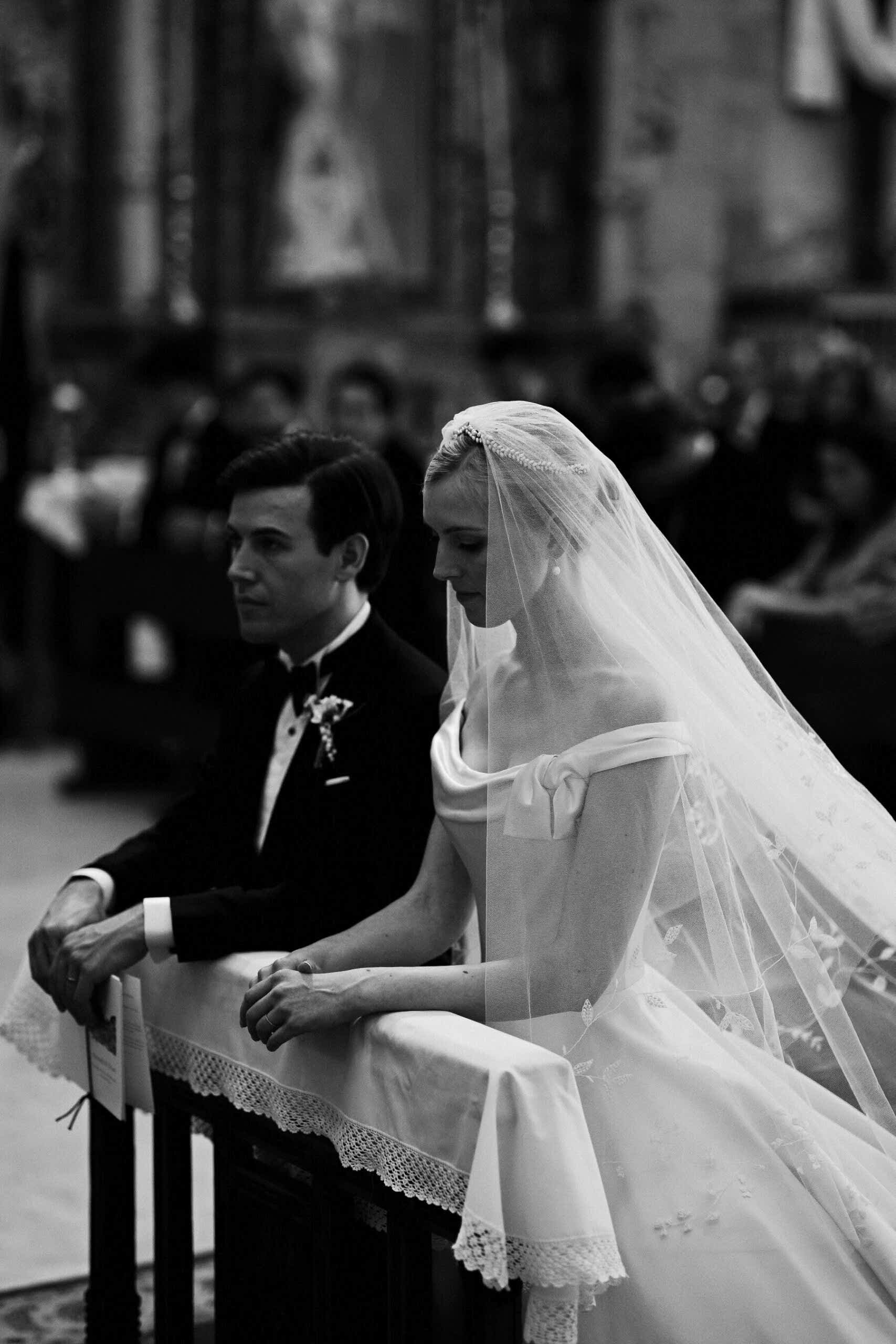 Phillipa_Lepley_bride_Alexandra_Timeless_Duchess_Satin_Couture_Wedding_Dress_with_Bow_and_Hand_Embroidered_Veil_Spanish_Wedding
