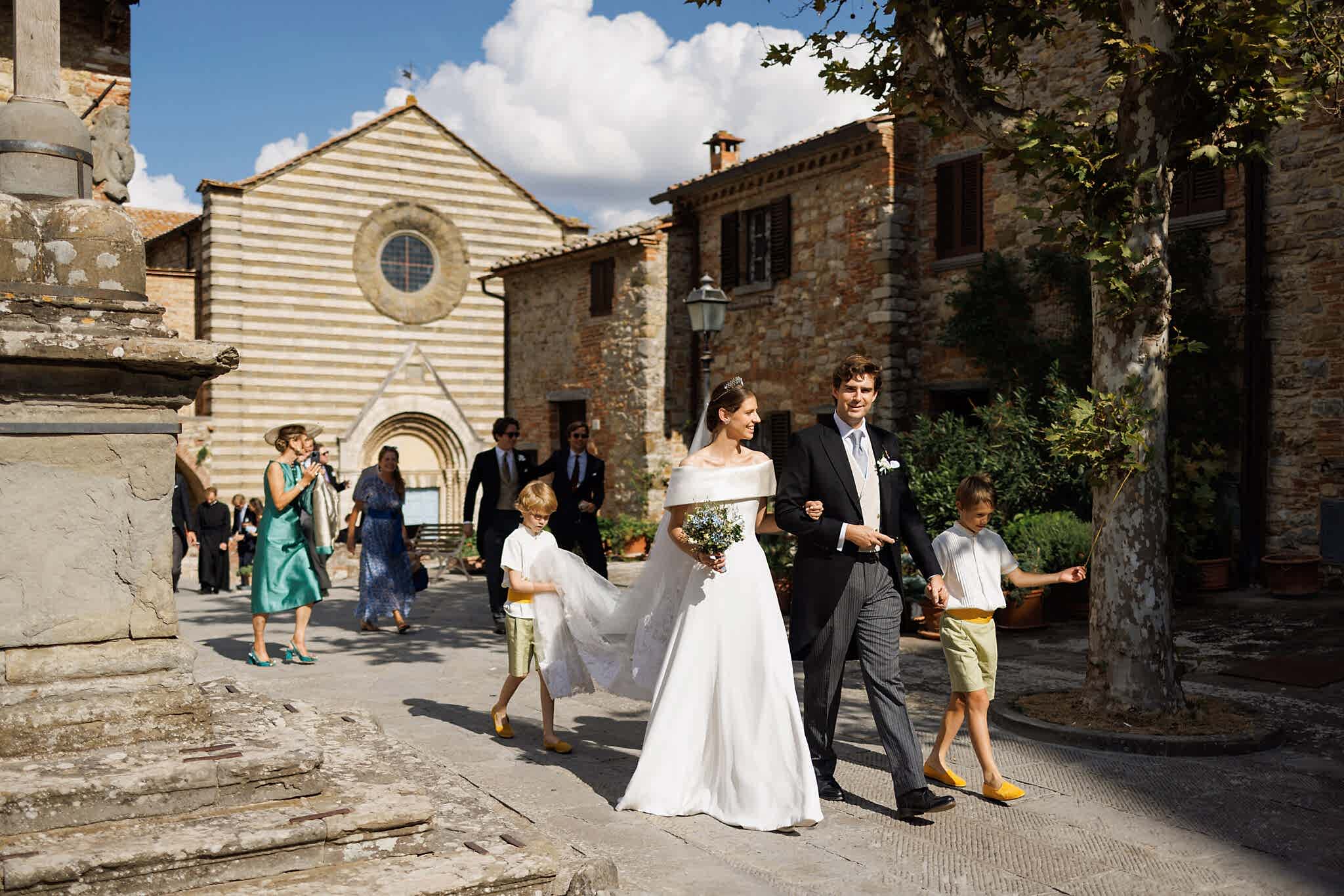 Phillipa_Lepley_bride_Tatiana_Silk_Crepe_and_Duchess_Satin_Wedding_Dress_Bespoke_Personal_Embroidery_Tuscany_Italian_Wedding