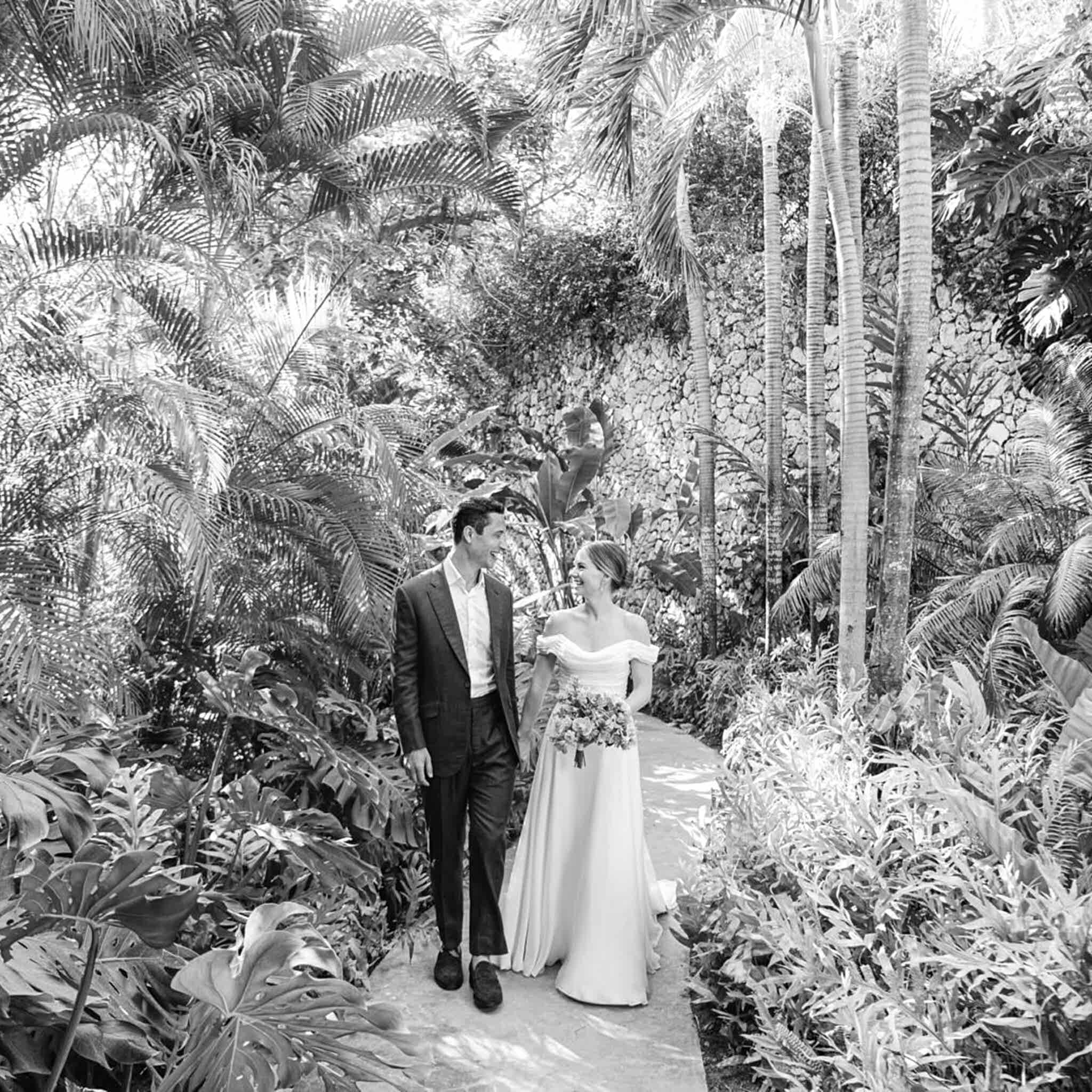 Phillipa_Lepley_Real_Bride_Opulent_Simplicity_Bespoke_Destination_Wedding_Dress